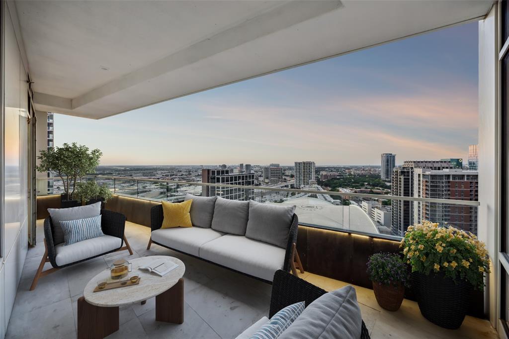 Residences - Residential