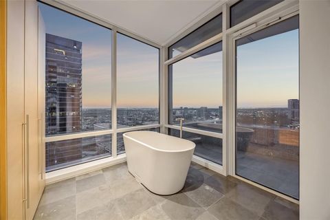Tiny photo for 2430 Victory Park Lane #2509, Dallas, TX 75219 (MLS # 21075961)