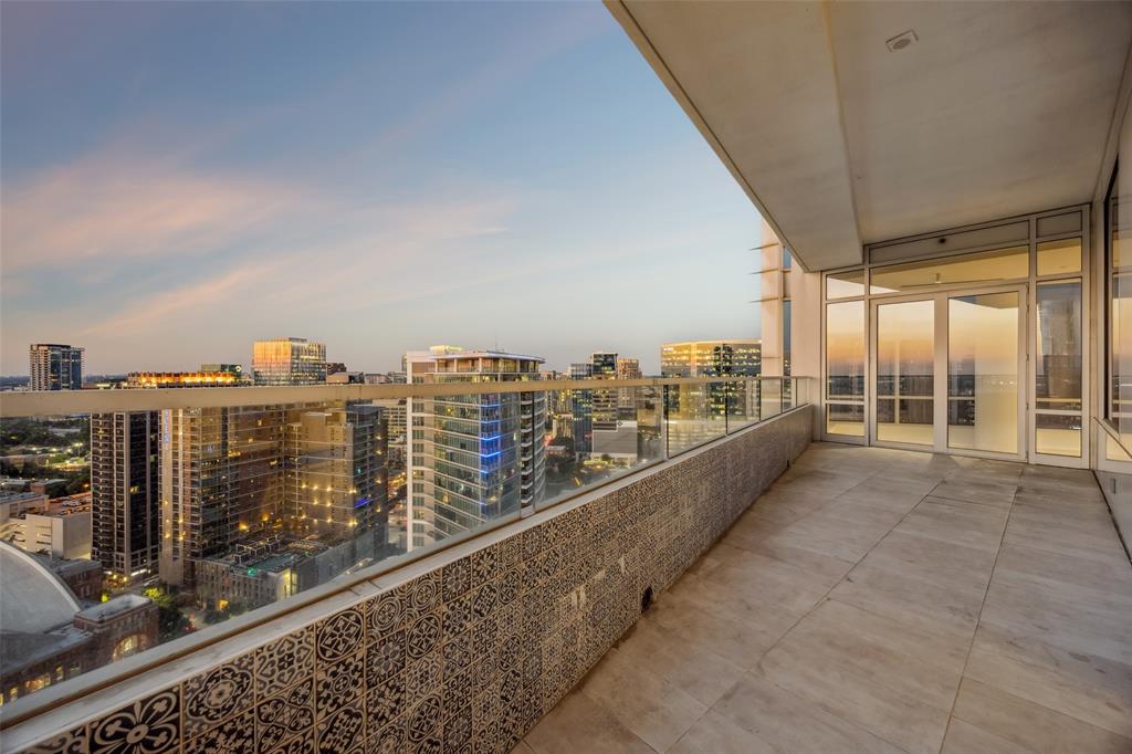 Residences - Residential