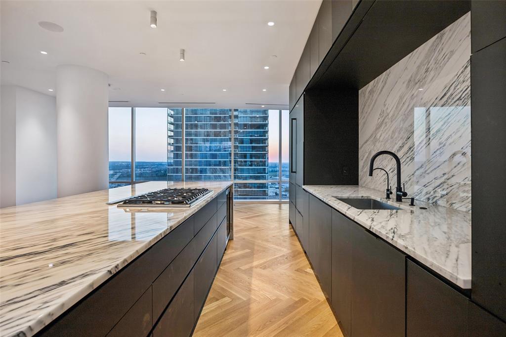 Residences - Residential