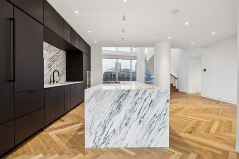 Tiny photo for 2430 Victory Park Lane #2509, Dallas, TX 75219 (MLS # 21075961)