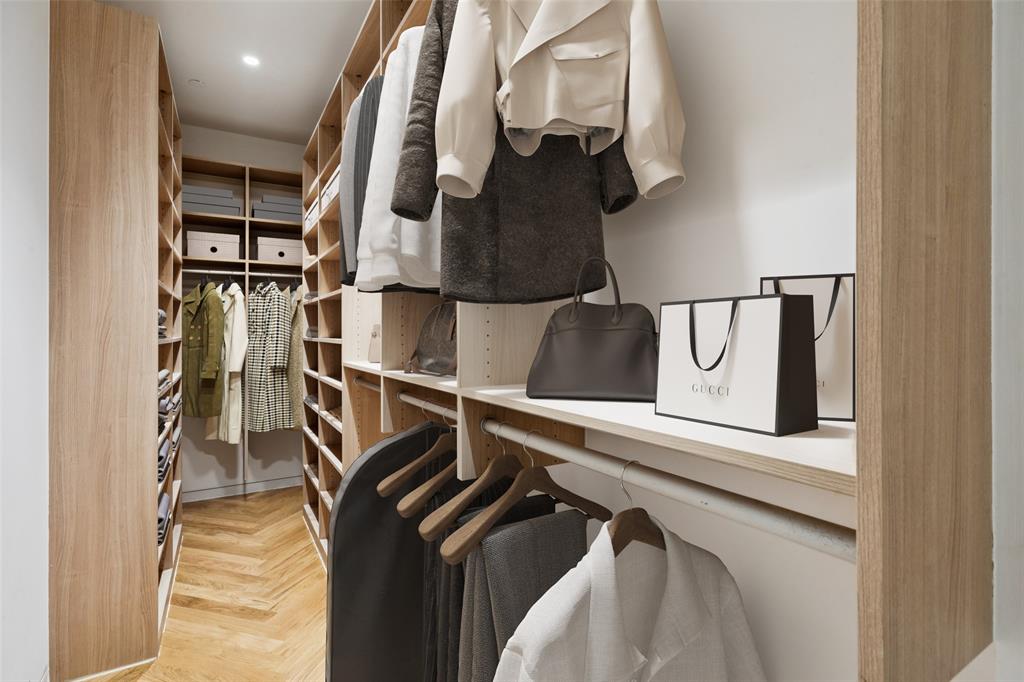 Residences - Residential