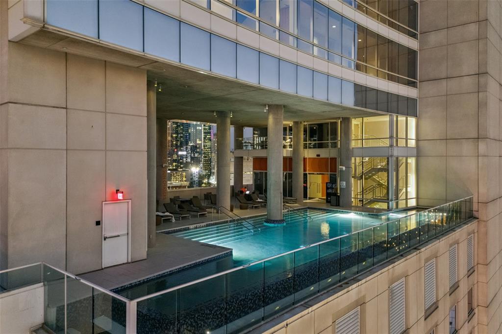 Residences - Residential