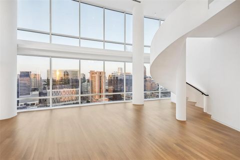 Tiny photo for 2430 Victory Park Lane #2509, Dallas, TX 75219 (MLS # 21075961)