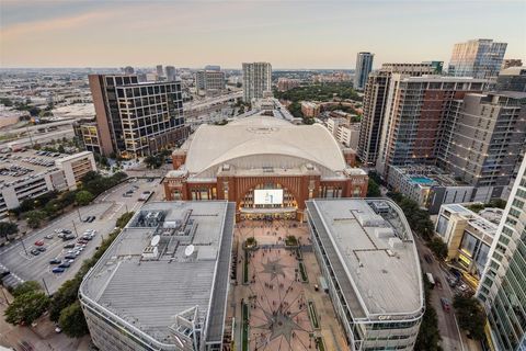 Tiny photo for 2430 Victory Park Lane #2509, Dallas, TX 75219 (MLS # 21075961)