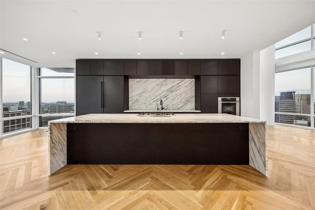 Residences - Residential