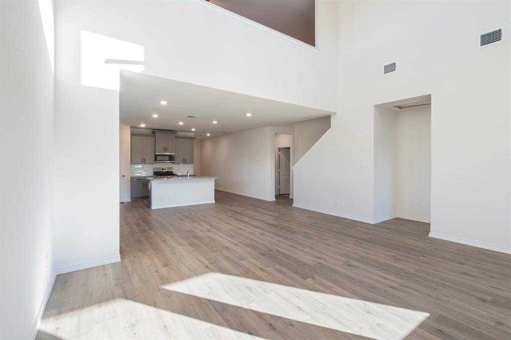 3674 Zenith Drive