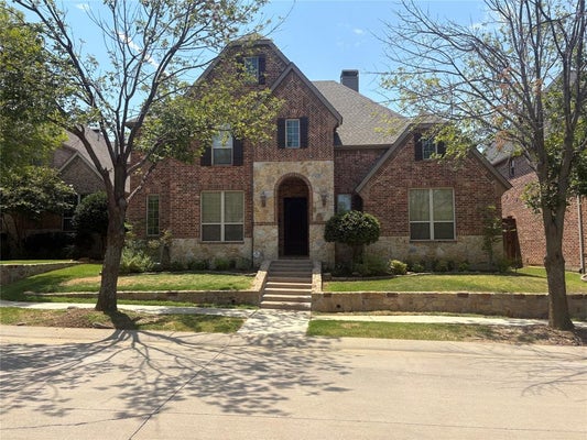 2116 IRONSIDE DR, THE COLONY, TX 75056 - Image b0801e5d0cee49bd9154ce9dbd5b7a2e/912067649