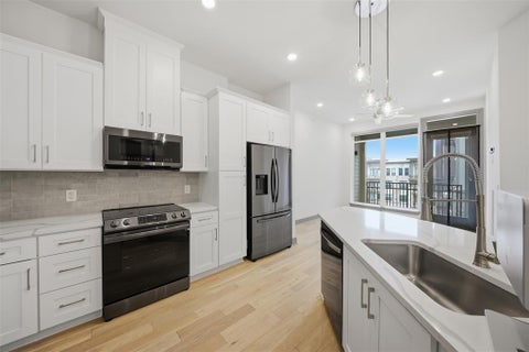 Photo of 2700 Old Denton Road #4409, Carrollton, TX 75007 (MLS # 21404025)