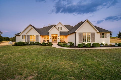 Photo of 2600 New Hope Road, Cross Roads, TX 76227 (MLS # 21368586)