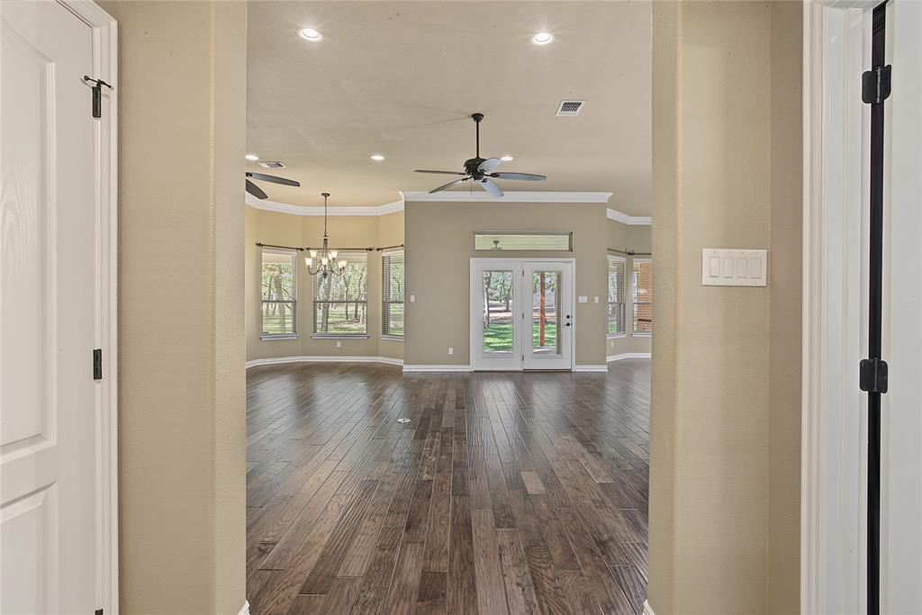 6104 Temple Oaks Court