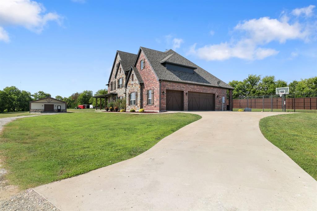204 Tate Circle