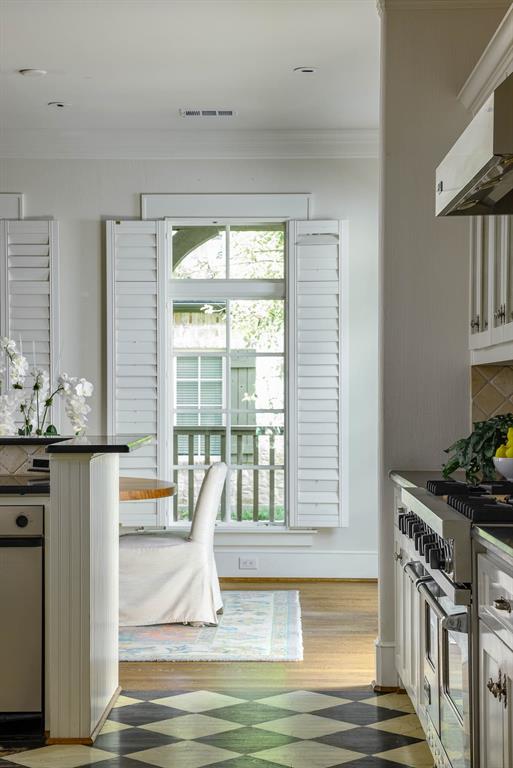 Mount Vernon 01 & 03 - Residential
