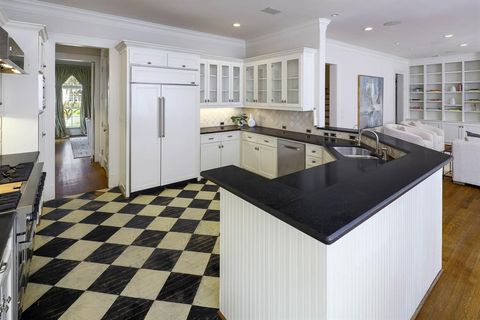 Tiny photo for 3621 Shenandoah Street, Highland Park, TX 75205 (MLS # 21227850)