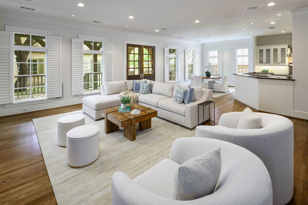 3621 Shenandoah Street