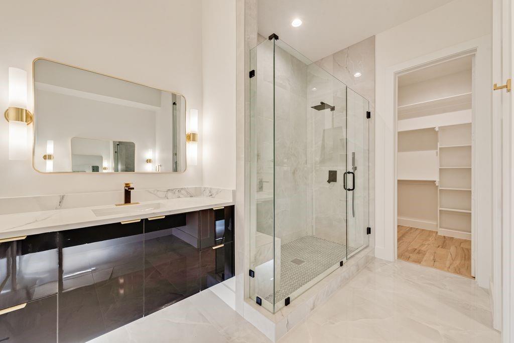 Z E COOMBS WEST END - Residential