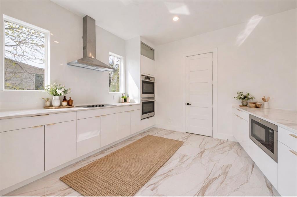 Z E COOMBS WEST END - Residential