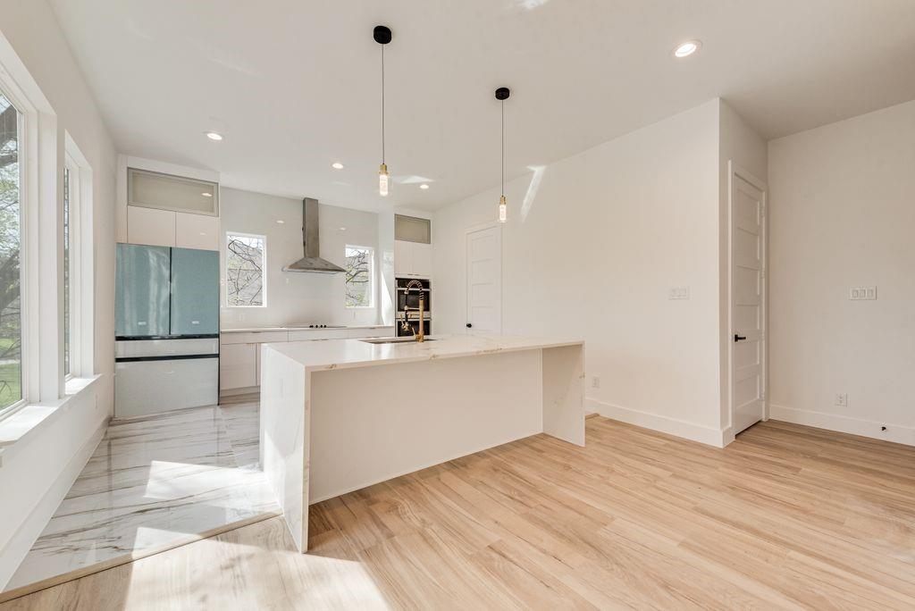 Z E COOMBS WEST END - Residential