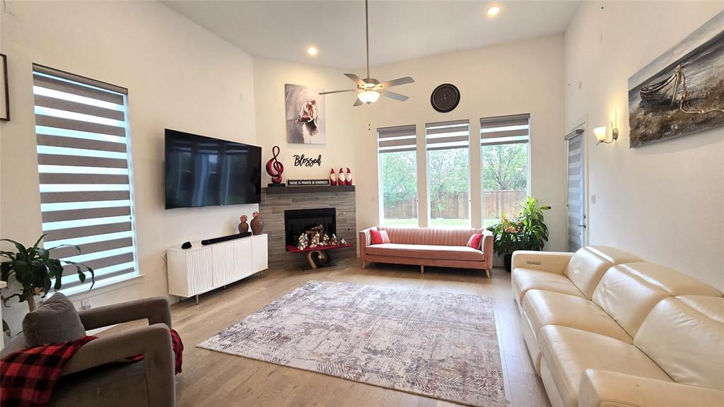 Tinley Park - Residential Lease