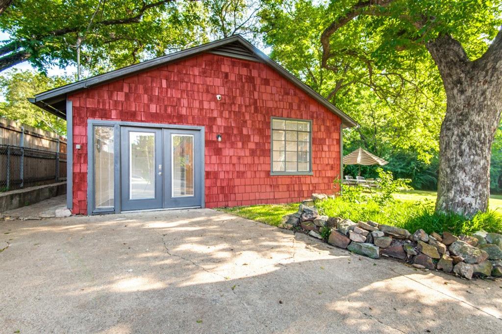 1125 Edmondson Drive