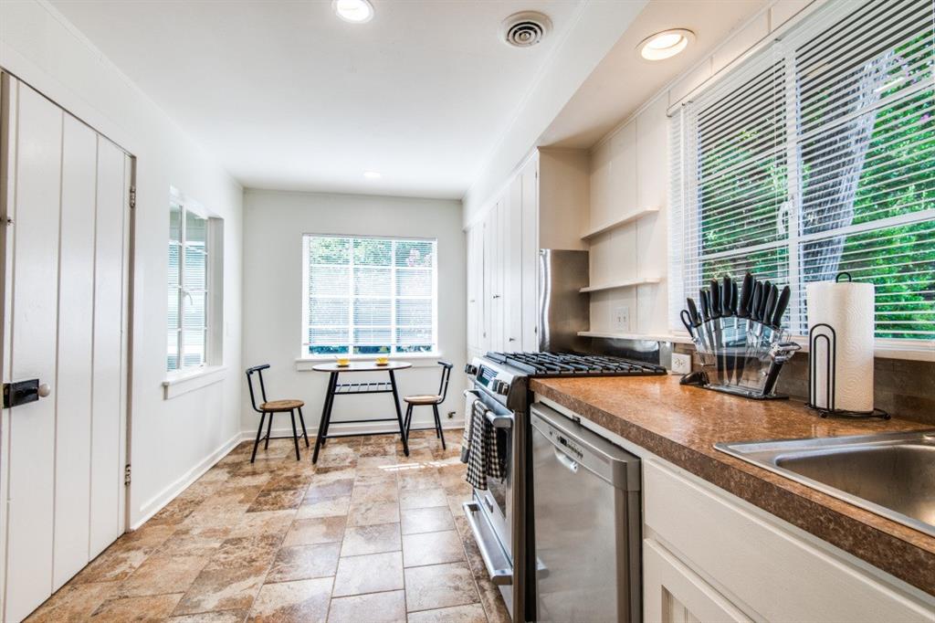 1125 Edmondson Drive