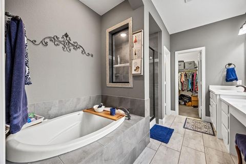 Tiny photo for 813 Pier Street, Little Elm, TX 76227 (MLS # 21158439)