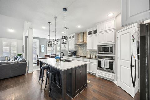 Tiny photo for 813 Pier Street, Little Elm, TX 76227 (MLS # 21158439)