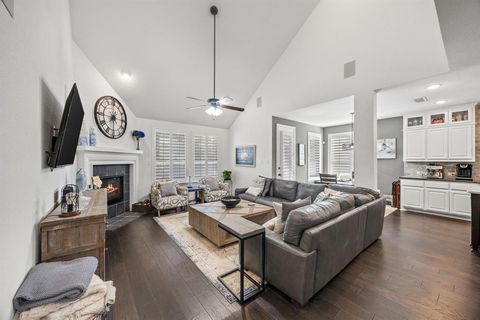 Tiny photo for 813 Pier Street, Little Elm, TX 76227 (MLS # 21158439)