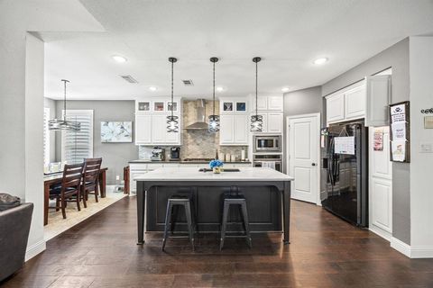 Tiny photo for 813 Pier Street, Little Elm, TX 76227 (MLS # 21158439)