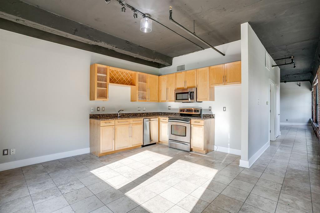 Houston Place Lofts Condo - Residential Lease