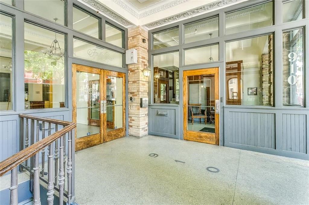 Houston Place Lofts Condo - Residential Lease