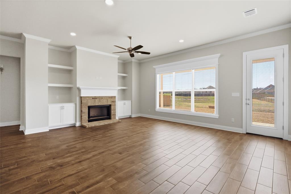 Edgewater Pass - Residential