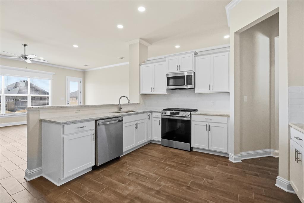 Edgewater Pass - Residential