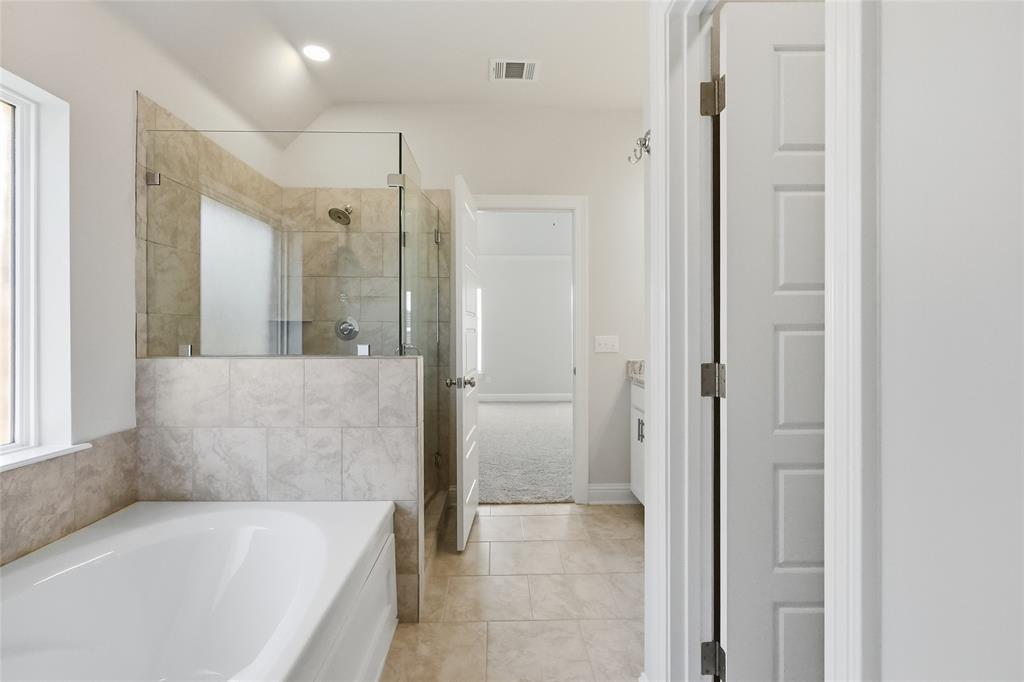 Edgewater Pass - Residential