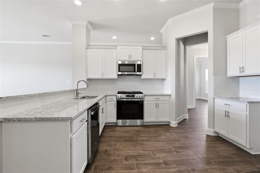 Edgewater Pass - Residential