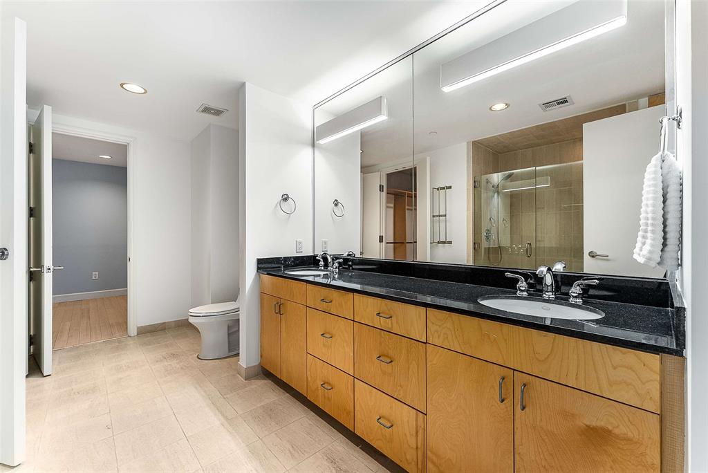 1505 Elm Street Condos - Residential