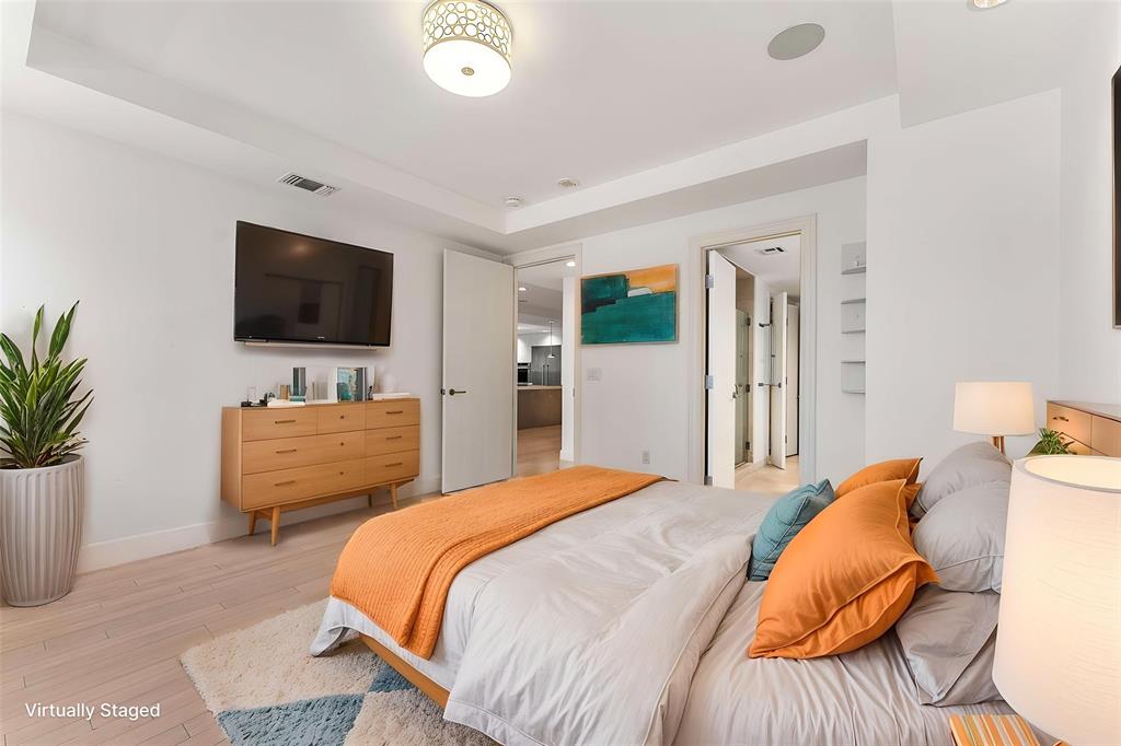 1505 Elm Street Condos - Residential