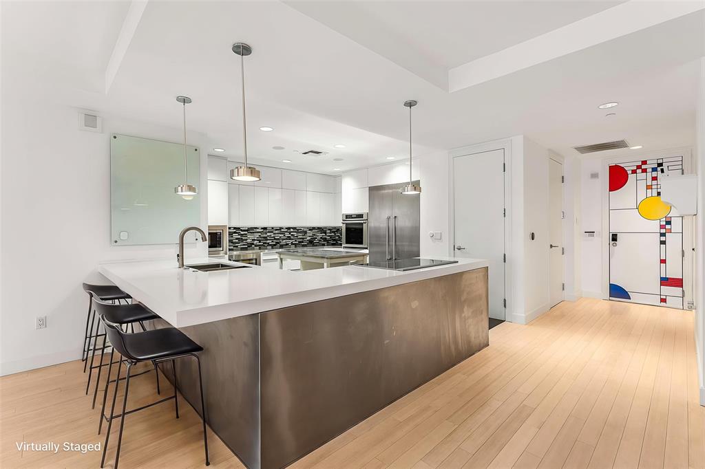 1505 Elm Street 1003
