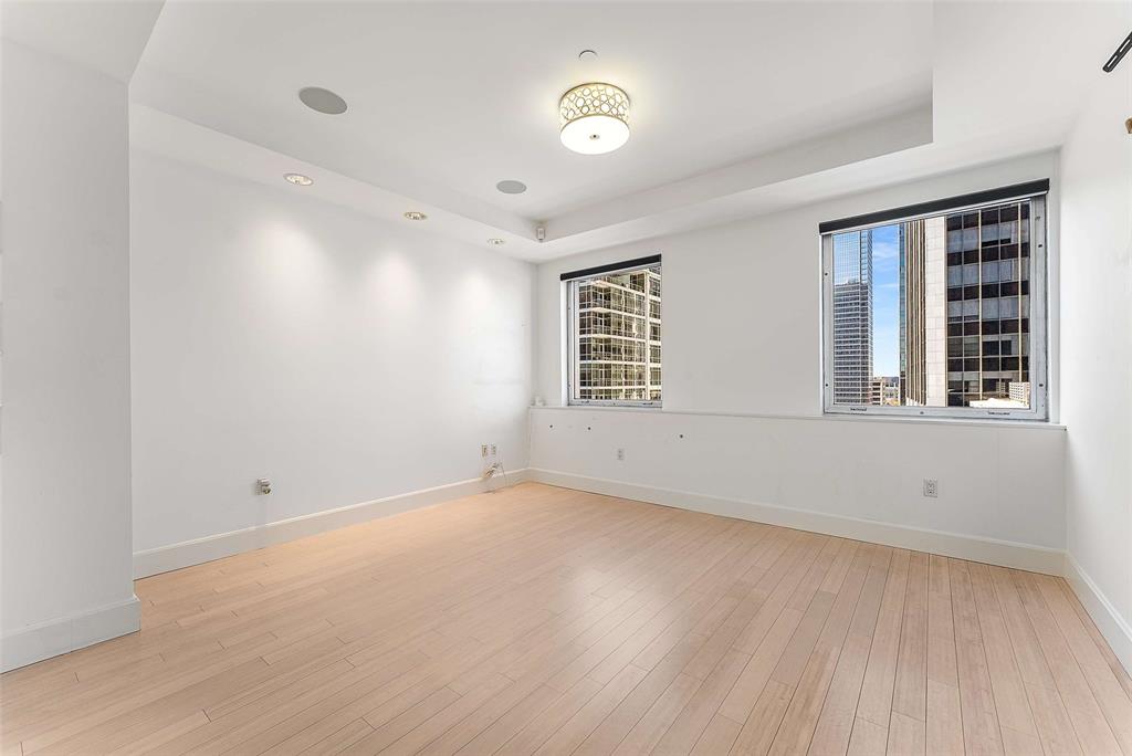 1505 Elm Street Condos - Residential