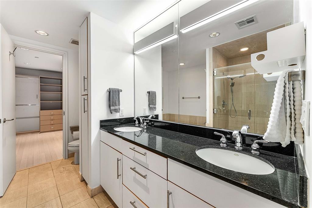 1505 Elm Street Condos - Residential