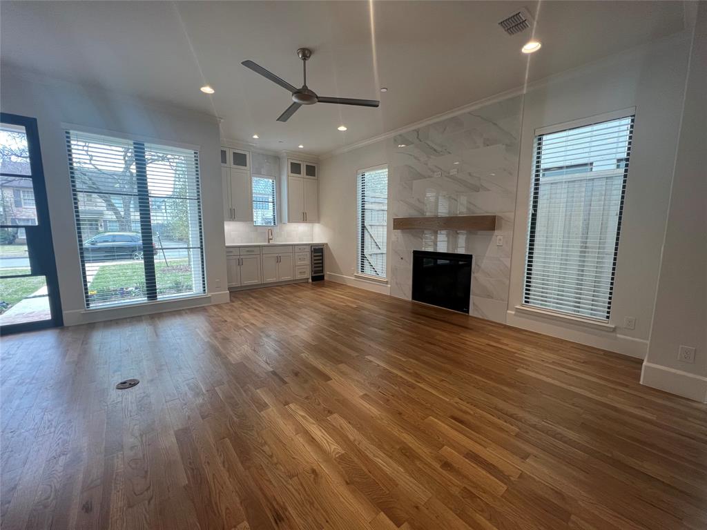 Highland Park High School - Residential