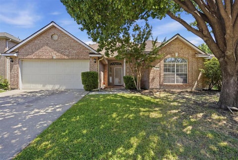 Photo of 4013 Azalea Drive, Haltom City, TX 76137 (MLS # 21329815)