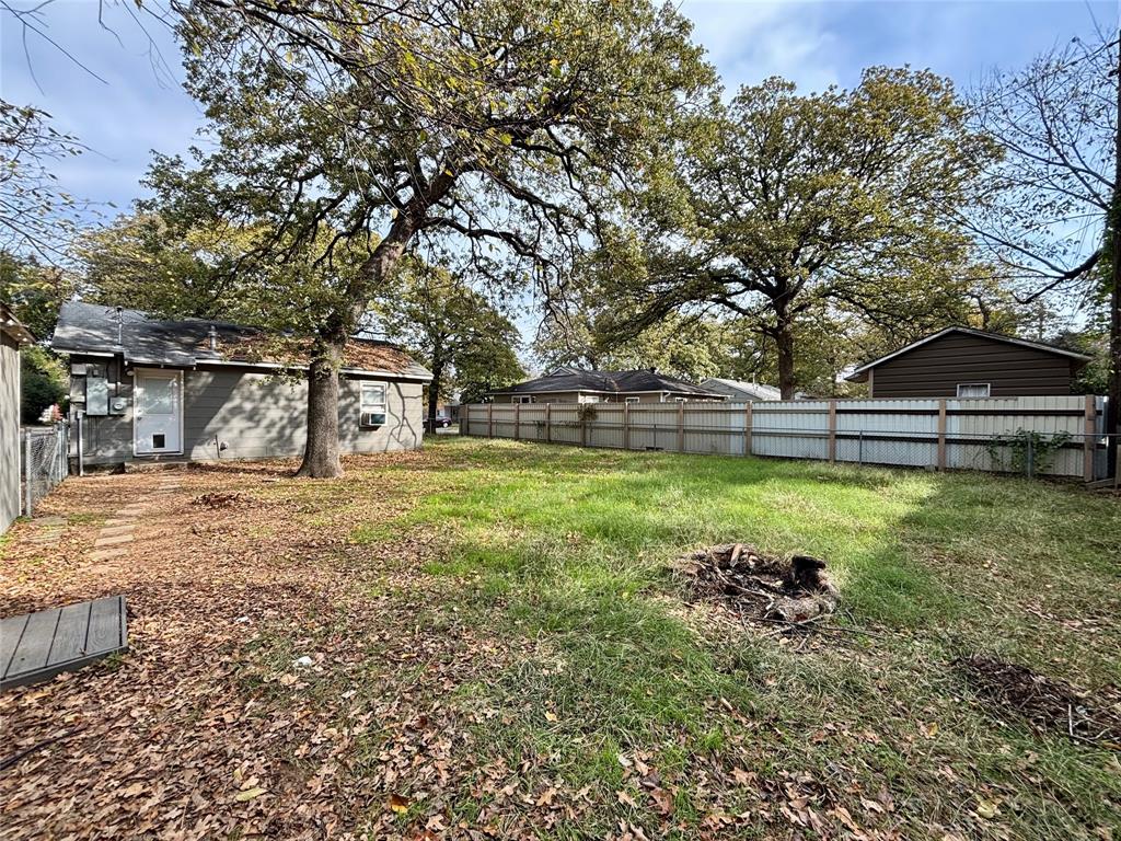 River Oaks Park Add - Residential Lease