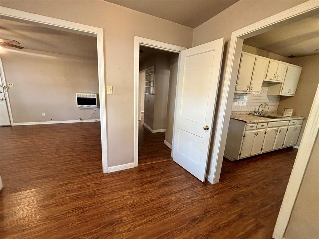 River Oaks Park Add - Residential Lease