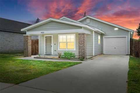 1420 Driess Street Fort Worth TX 76104