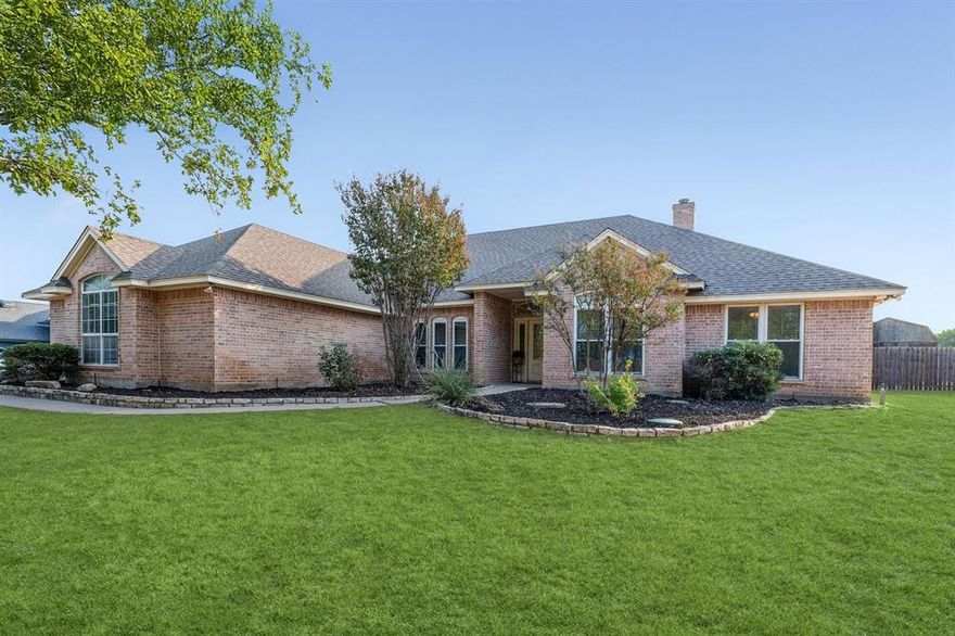 FULLY UPDATED near Lake Granbury-4BR, 2BA, 3 Car garage move-in ready. This Granbury home located on Weatherford side just minutes from Lake Granbury, shopping, dining, and commuter routes. Extensive updates include all-new GE appliances, quartz countertops, fresh paint, new flooring, and new carpet with upgraded padding. Bathrooms updated with new toilets and modern shower tile. Bright open floor plan with great flow and primary suite with private patio access. Exterior features brand new fencing, oversized backyard with RV parking potential, and SPACE for a pool, outdoor kitchen. Includes all-electric workshop. Major upgrades already complete. Immediate comfort, function, and peace of mind from day one. No HOA. If you have been searching for a place to slow down and have space to grow this is it. This home is just minutes from Granbury Historic square.