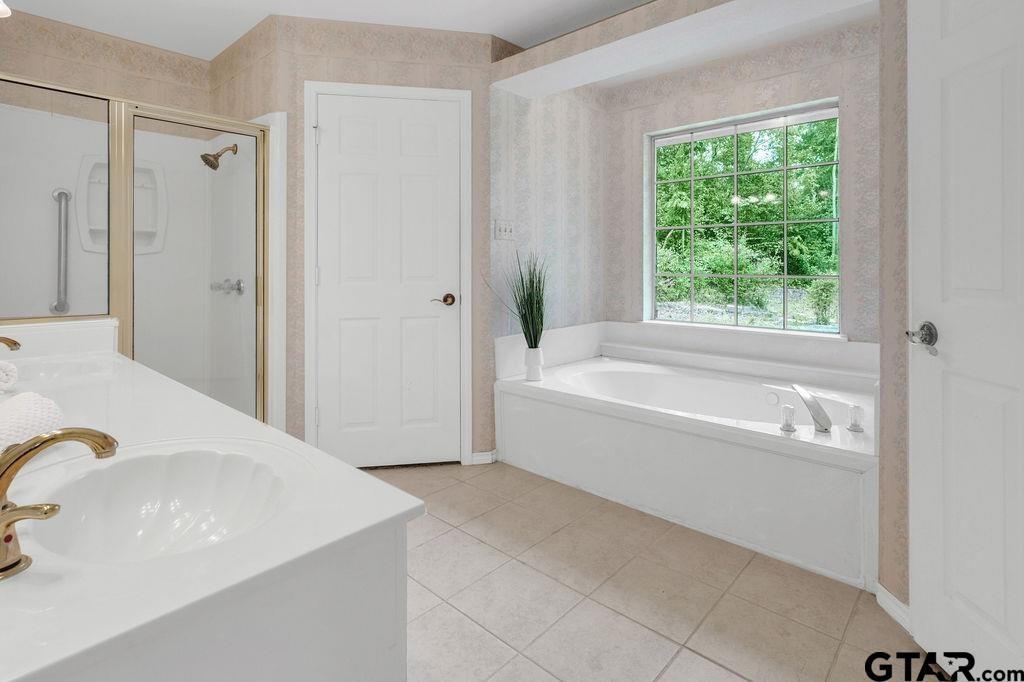 Hide A Way Lake - Residential