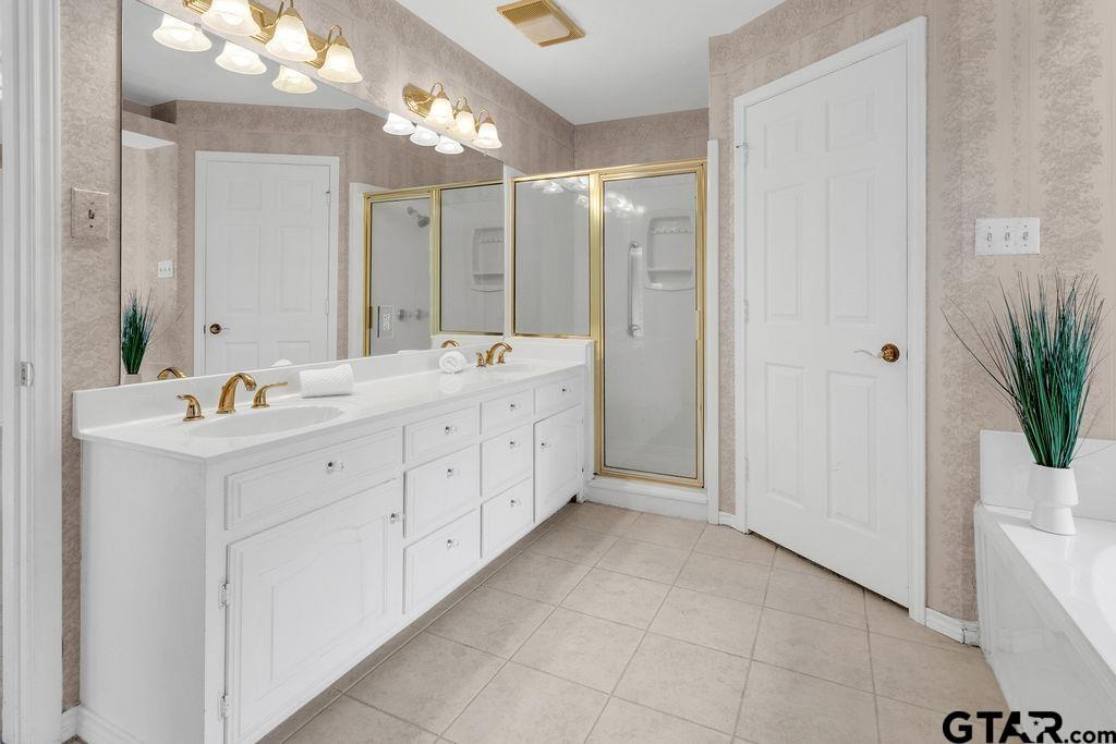 Hide A Way Lake - Residential