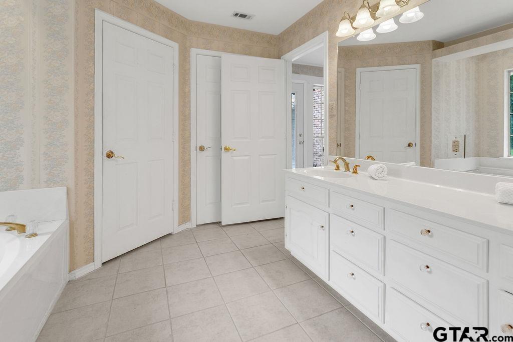 Hide A Way Lake - Residential