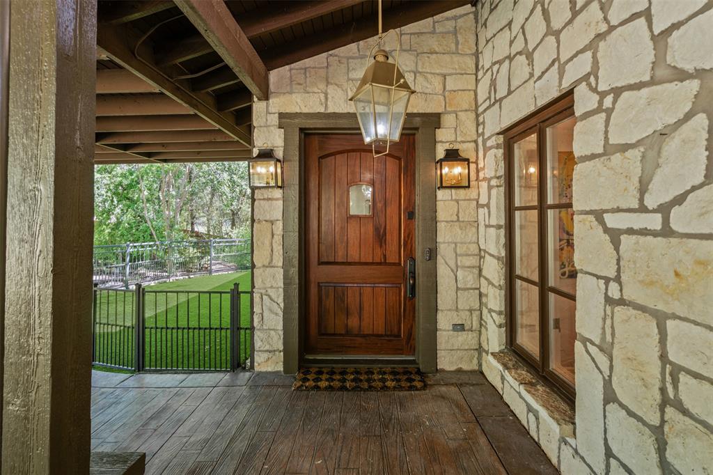 108 Dustin Circle